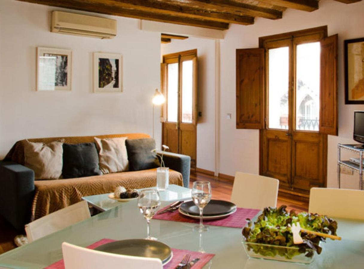 Ripoll Apartments Barcelona Buitenkant foto