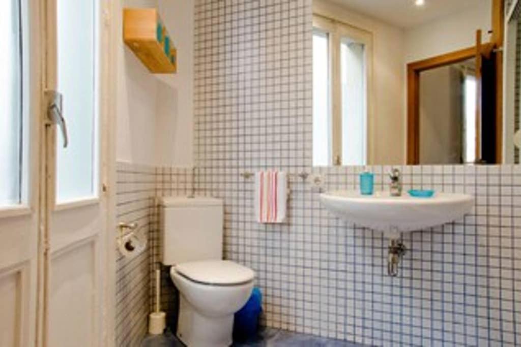 Ripoll Apartments Barcelona Buitenkant foto